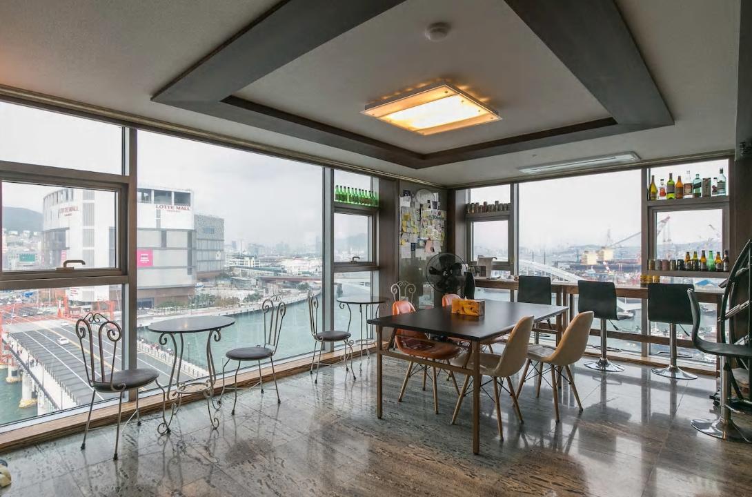 Aj House Hostel Busan Bagian luar foto